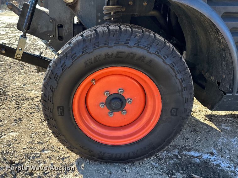 image for item LO9427 2016 Bobcat ToolCat 5610  utility vehicle