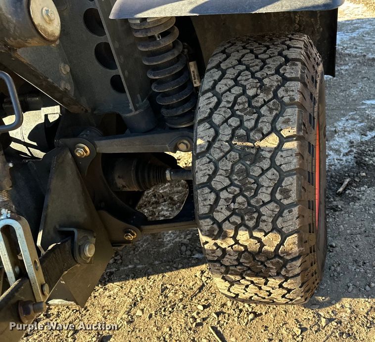 image for item LO9427 2016 Bobcat ToolCat 5610  utility vehicle