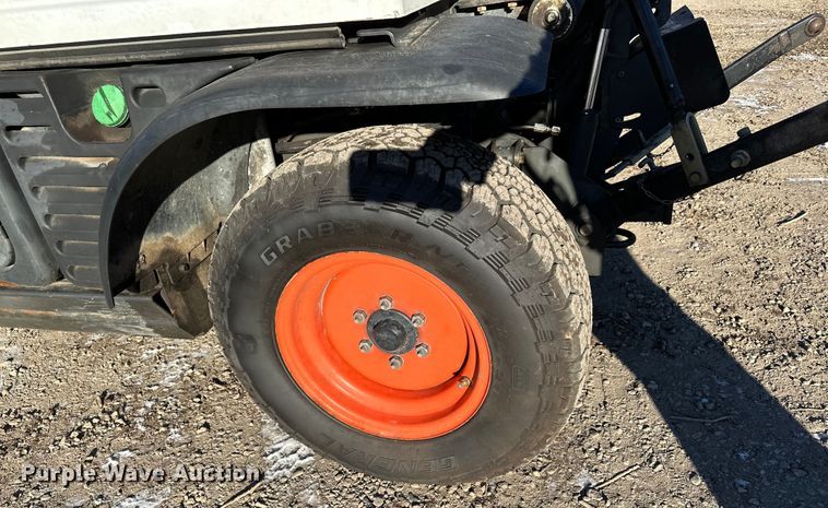 image for item LO9427 2016 Bobcat ToolCat 5610  utility vehicle