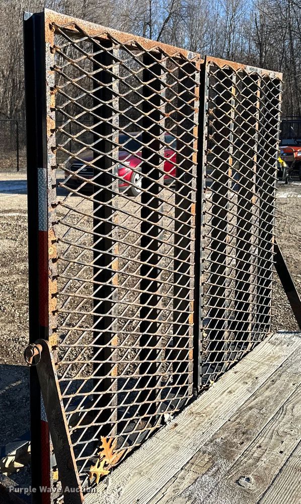 image for item LO9429 2013 Felling  equipment trailer