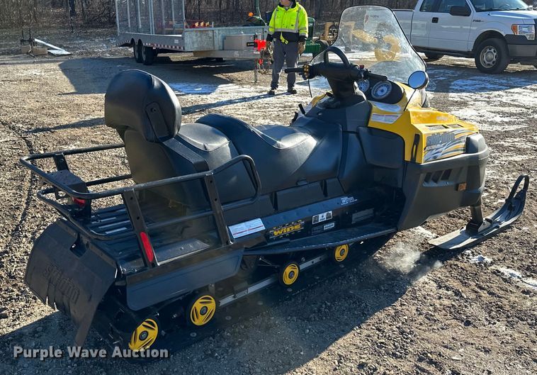 image for item LO9430 Ski-Doo Skandic 800  snowmobile