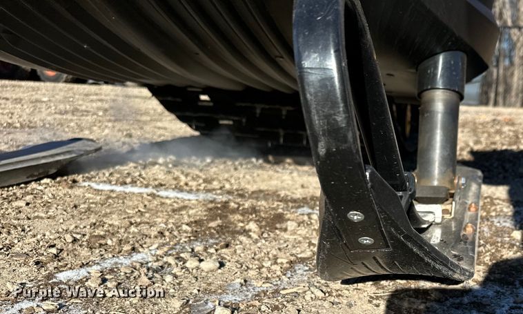 image for item LO9430 Ski-Doo Skandic 800  snowmobile