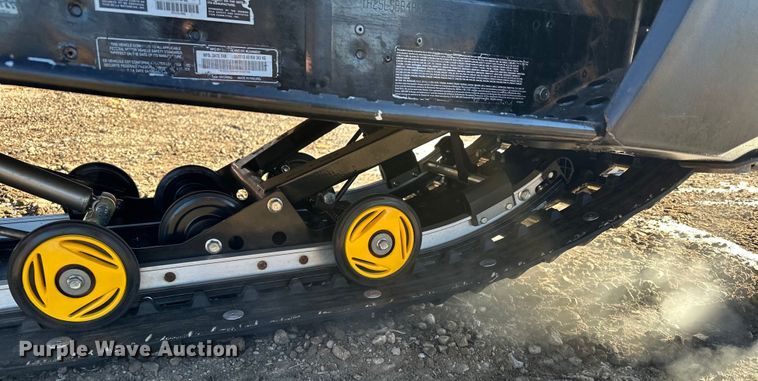 image for item LO9430 Ski-Doo Skandic 800  snowmobile