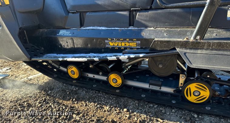 image for item LO9430 Ski-Doo Skandic 800  snowmobile