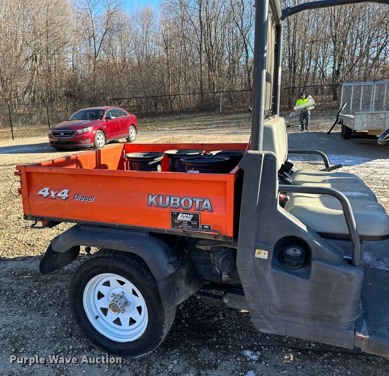image for item LO9431 Kubota RTV900  utility vehicle