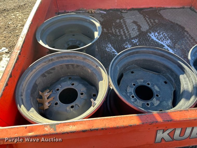 image for item LO9431 Kubota RTV900  utility vehicle