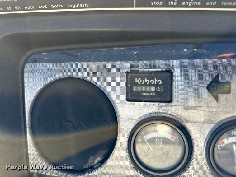 image for item LO9431 Kubota RTV900  utility vehicle