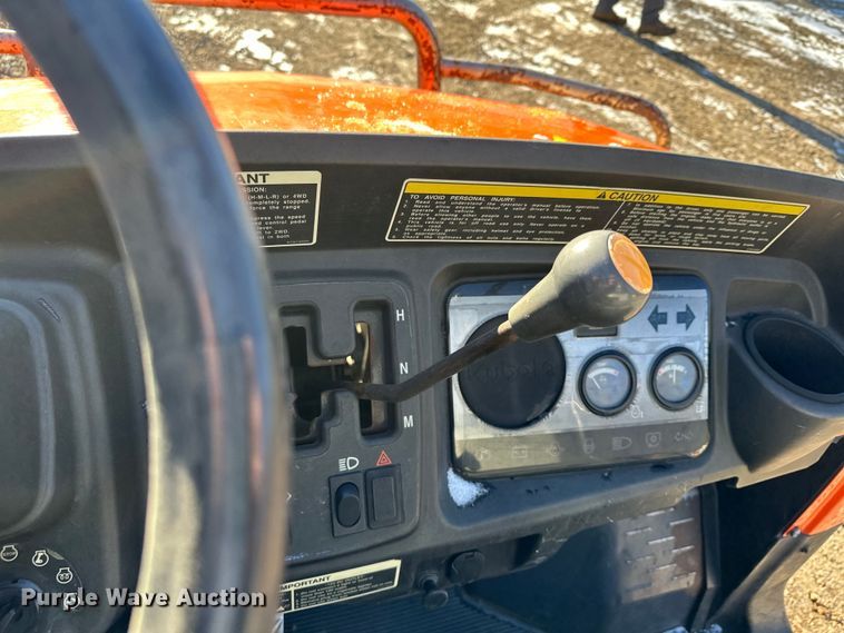 image for item LO9431 Kubota RTV900  utility vehicle