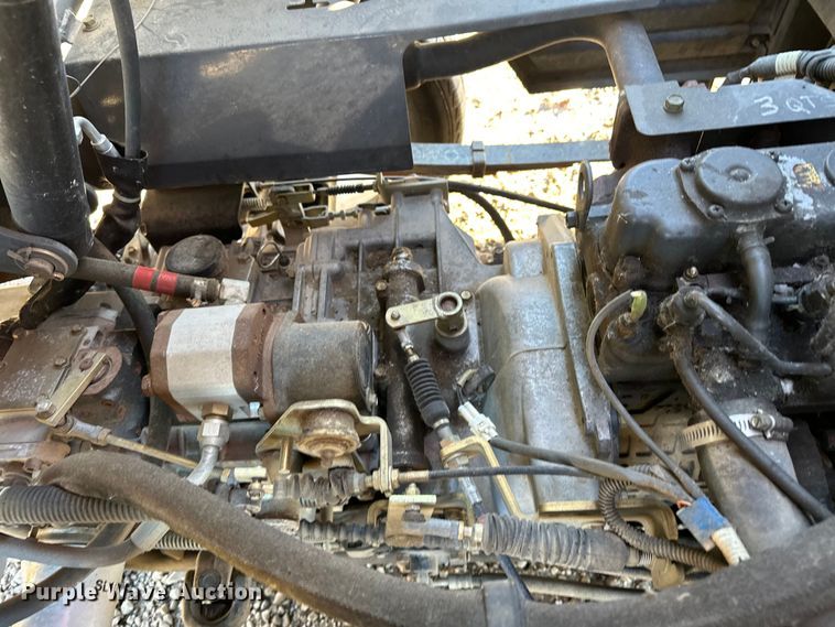 image for item LO9431 Kubota RTV900  utility vehicle