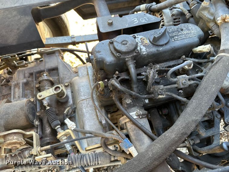 image for item LO9431 Kubota RTV900  utility vehicle