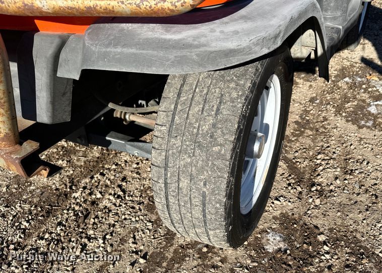 image for item LO9431 Kubota RTV900  utility vehicle