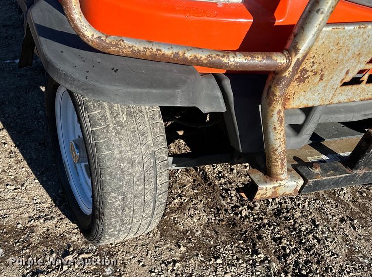 image for item LO9431 Kubota RTV900  utility vehicle