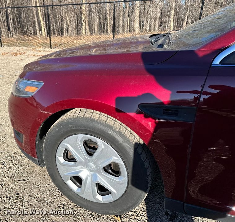 image for item LO9432 2016 Ford Taurus Police Interceptor