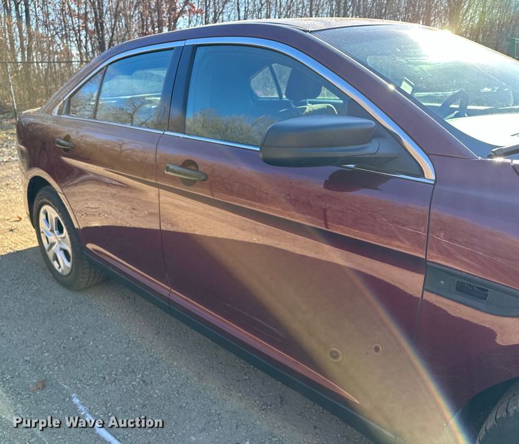 image for item LO9432 2016 Ford Taurus Police Interceptor