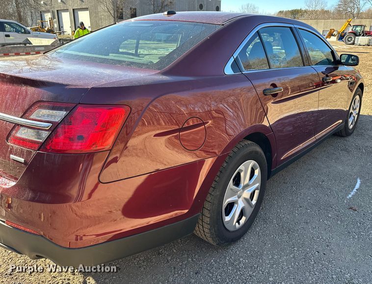 image for item LO9432 2016 Ford Taurus Police Interceptor