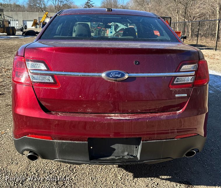 image for item LO9432 2016 Ford Taurus Police Interceptor