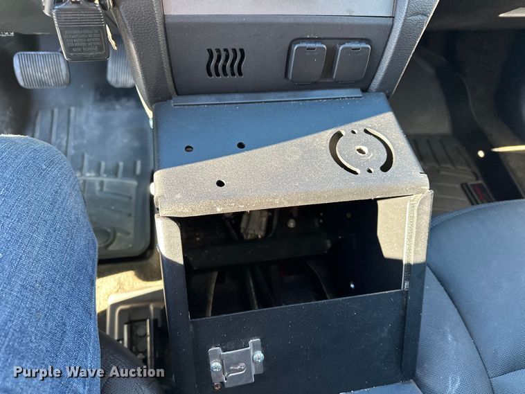 image for item LO9432 2016 Ford Taurus Police Interceptor