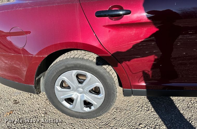 image for item LO9432 2016 Ford Taurus Police Interceptor