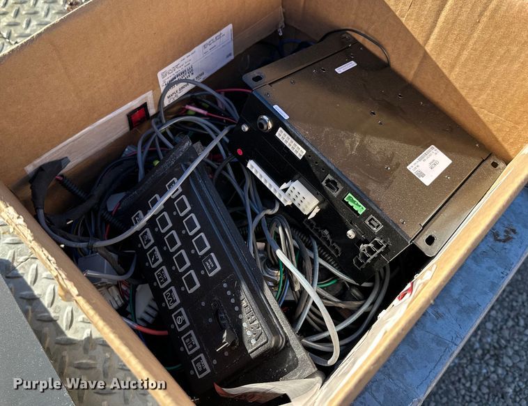 image for item LO9432 2016 Ford Taurus Police Interceptor