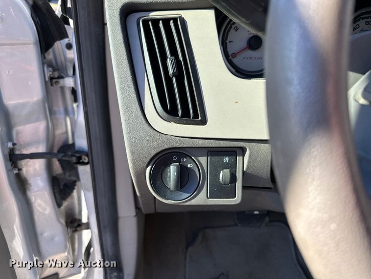 image for item LO9434 2008 Ford Focus