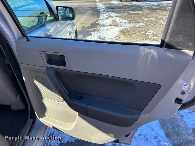 image for item LO9434 2008 Ford Focus