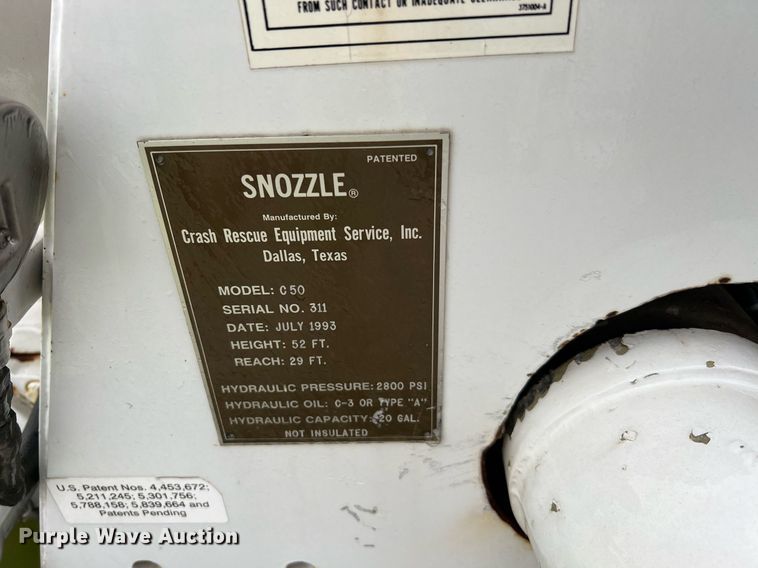 image for item MI9028 1993 Oshkosh TB 1500  fire truck