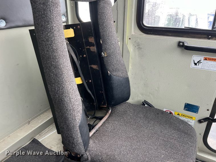 image for item MI9028 1993 Oshkosh TB 1500  fire truck