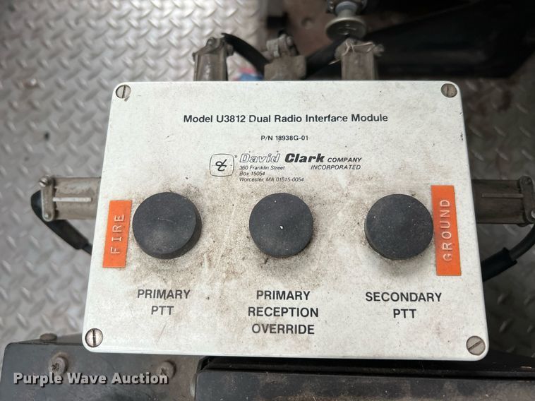 image for item MI9028 1993 Oshkosh TB 1500  fire truck