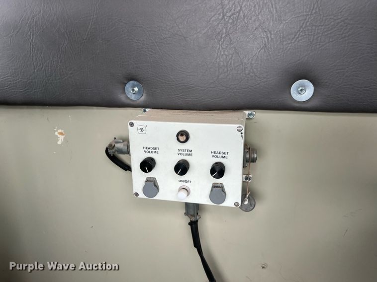 image for item MI9028 1993 Oshkosh TB 1500  fire truck