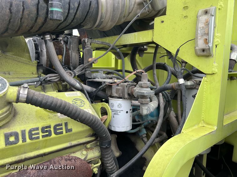 image for item MI9028 1993 Oshkosh TB 1500  fire truck