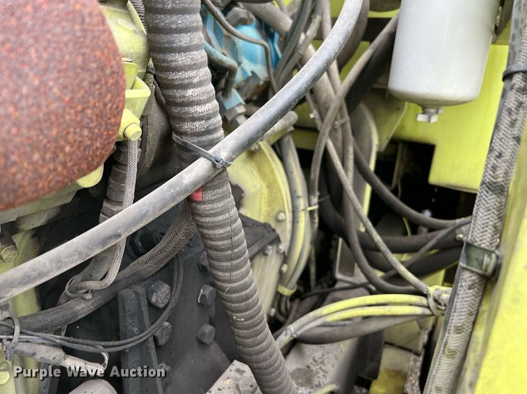 image for item MI9028 1993 Oshkosh TB 1500  fire truck