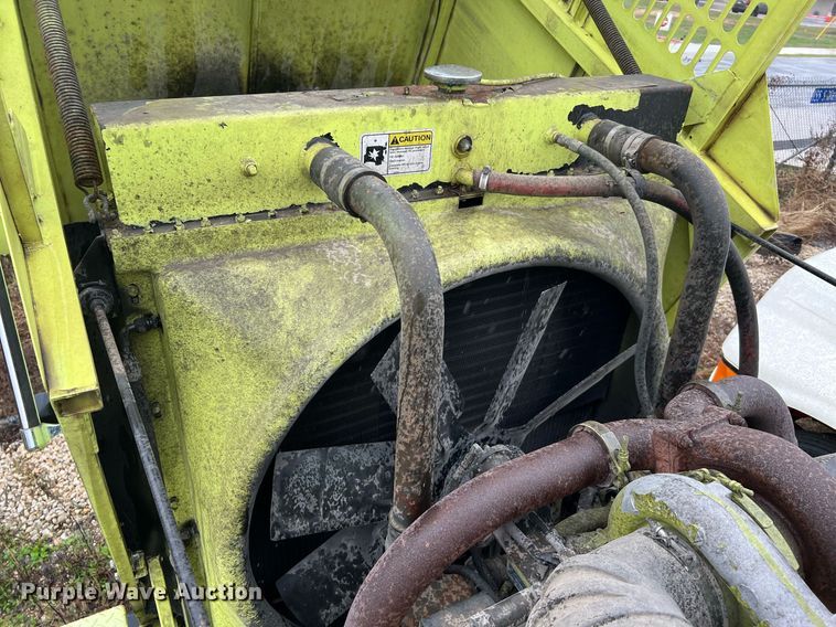 image for item MI9028 1993 Oshkosh TB 1500  fire truck