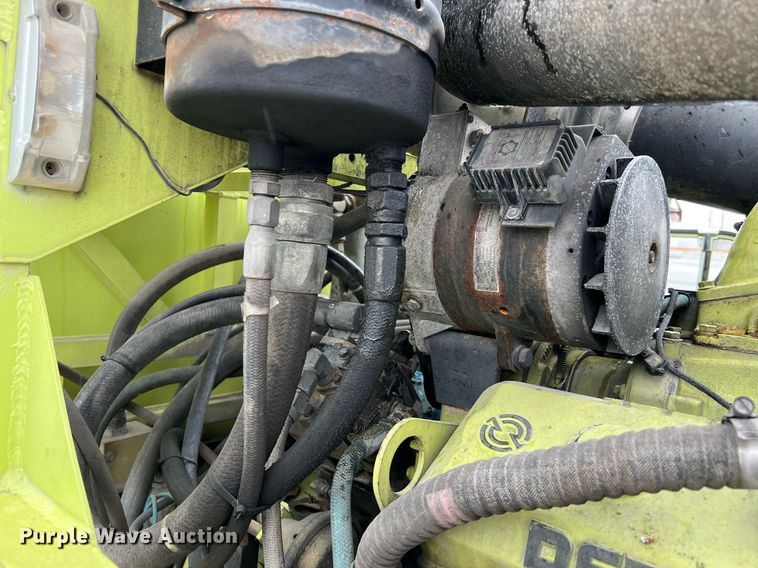 image for item MI9028 1993 Oshkosh TB 1500  fire truck