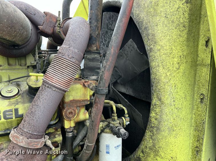 image for item MI9028 1993 Oshkosh TB 1500  fire truck