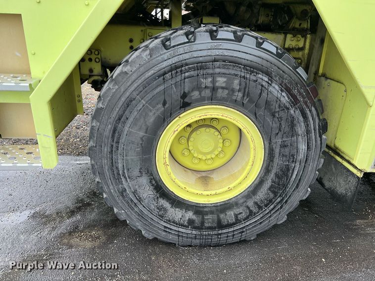 image for item MI9028 1993 Oshkosh TB 1500  fire truck