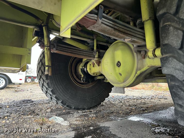 image for item MI9028 1993 Oshkosh TB 1500  fire truck