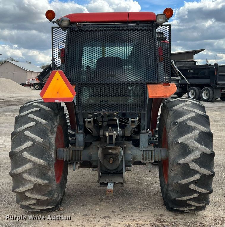 image for item MI9033 2005 Kubota M8200  MFWD tractor
