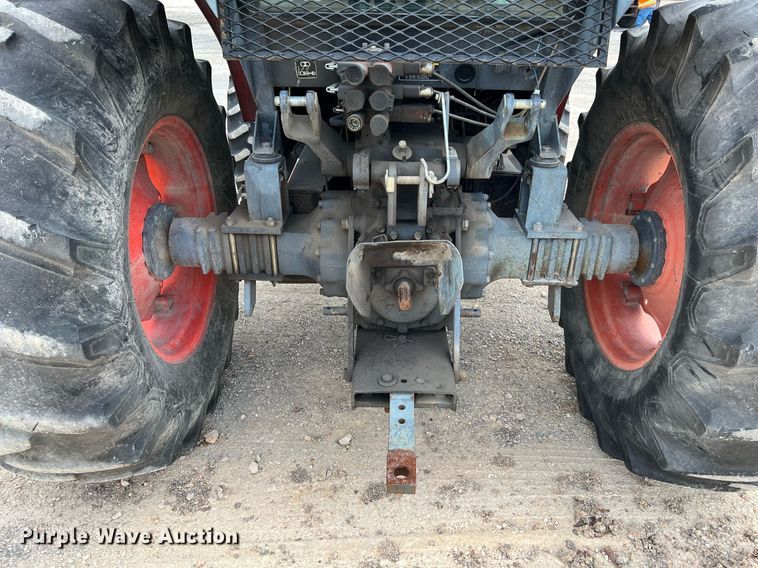 image for item MI9033 2005 Kubota M8200  MFWD tractor