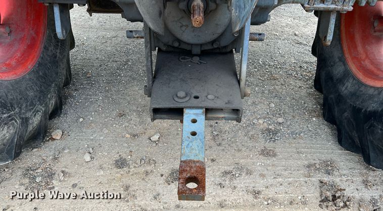 image for item MI9033 2005 Kubota M8200  MFWD tractor