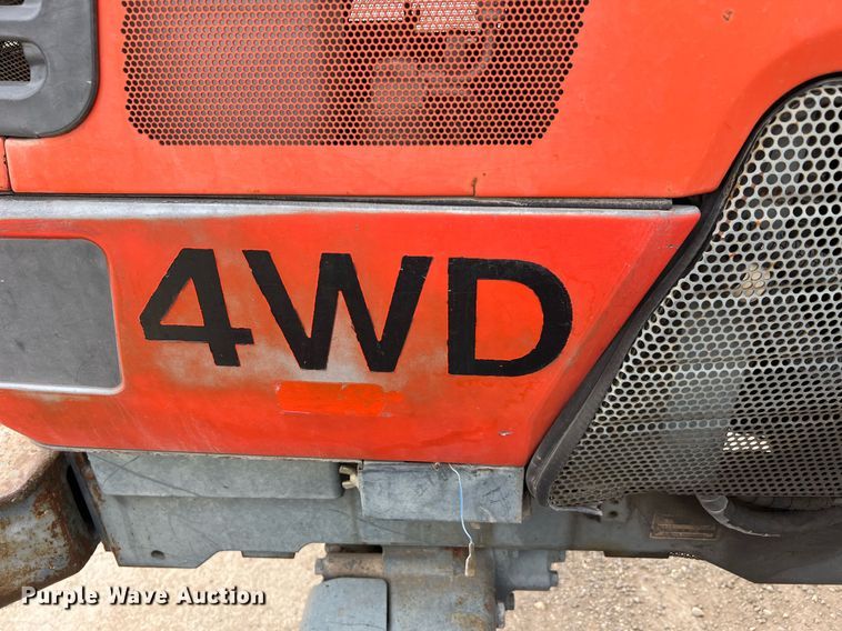 image for item MI9033 2005 Kubota M8200  MFWD tractor