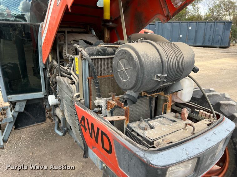 image for item MI9033 2005 Kubota M8200  MFWD tractor
