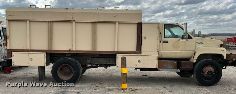 image for item MI9034 1991 GMC TopKick C6500  dump truck