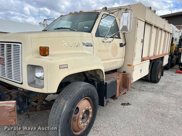 image for item MI9034 1991 GMC TopKick C6500  dump truck