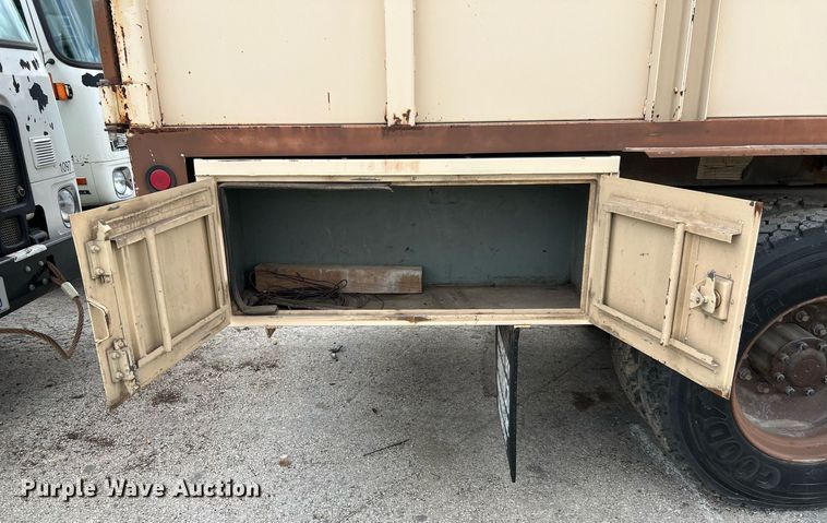 image for item MI9034 1991 GMC TopKick C6500  dump truck