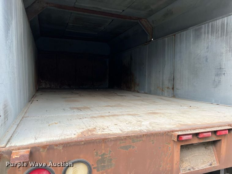 image for item MI9034 1991 GMC TopKick C6500  dump truck