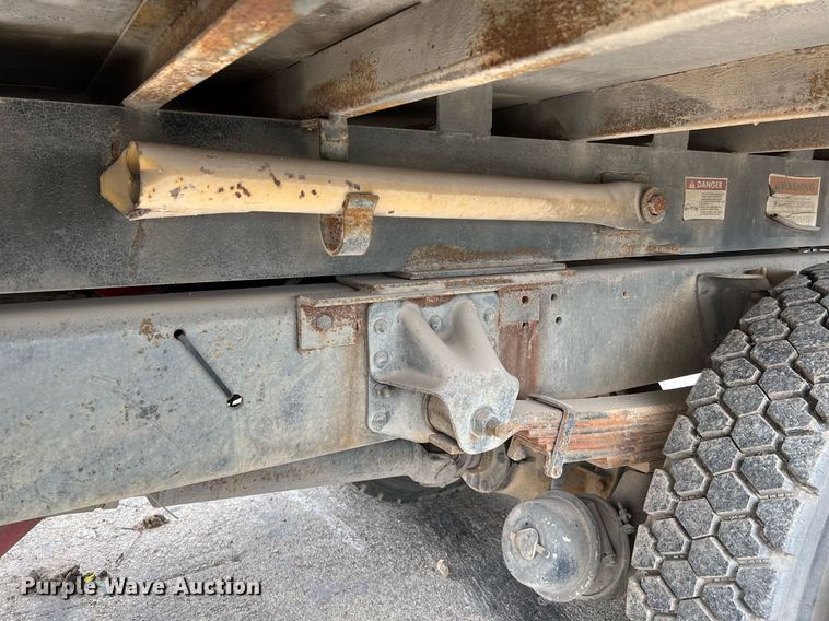 image for item MI9034 1991 GMC TopKick C6500  dump truck