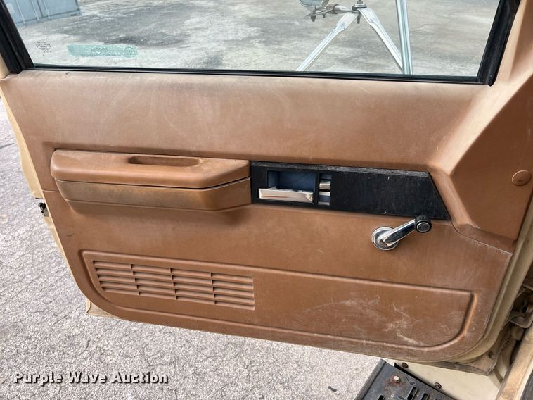 image for item MI9034 1991 GMC TopKick C6500  dump truck