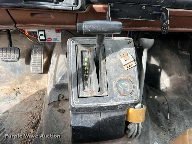 image for item MI9034 1991 GMC TopKick C6500  dump truck