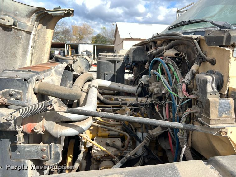 image for item MI9034 1991 GMC TopKick C6500  dump truck