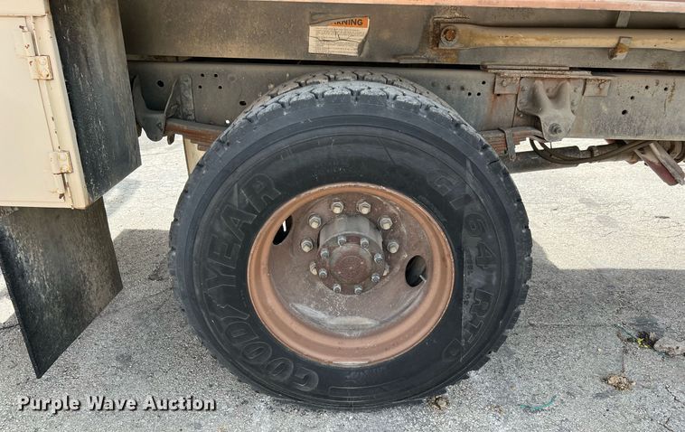 image for item MI9034 1991 GMC TopKick C6500  dump truck